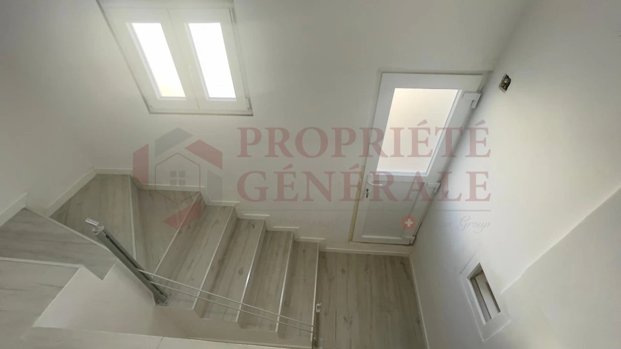 Moradia T9 para Venda em Ajuda Foto 15