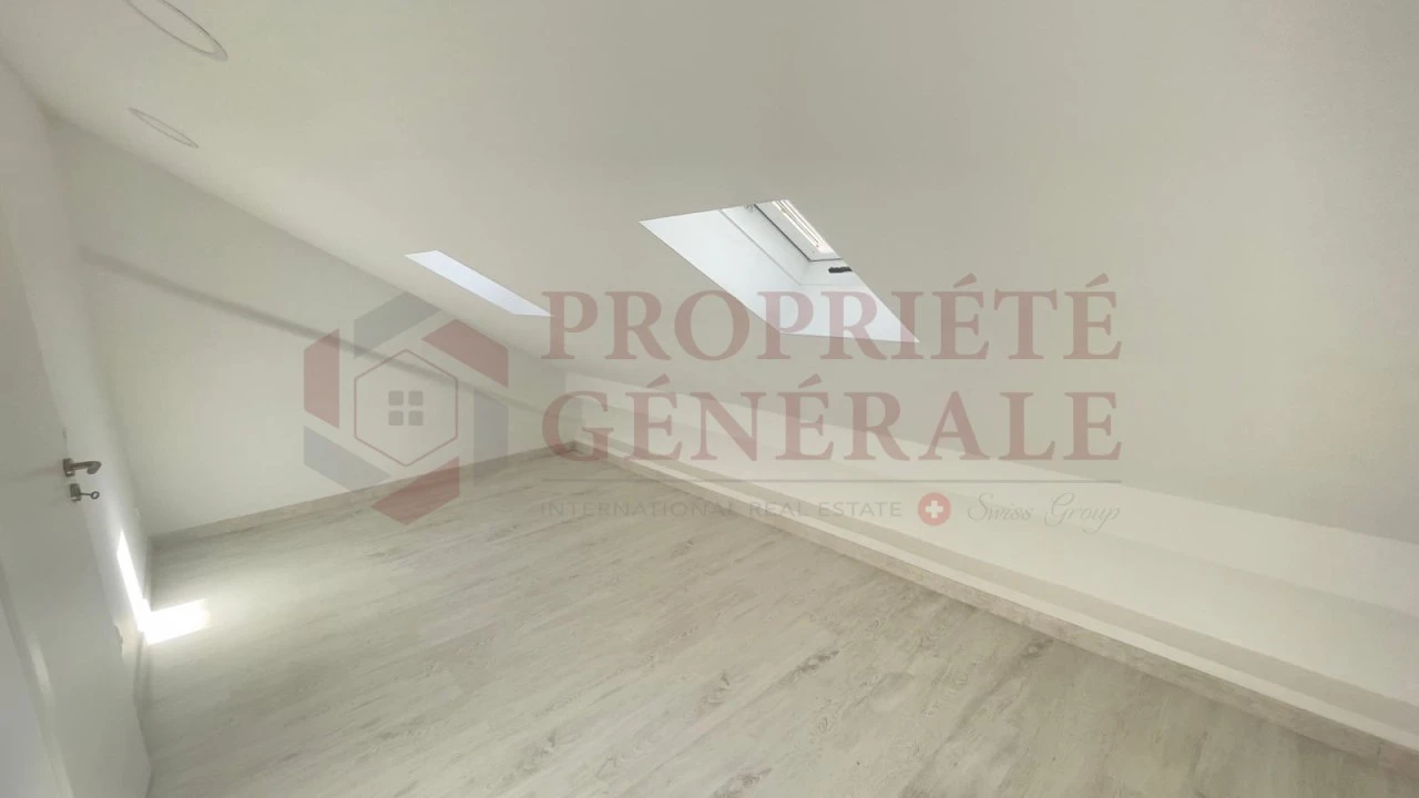 Moradia T9 para Venda em Ajuda Foto 20