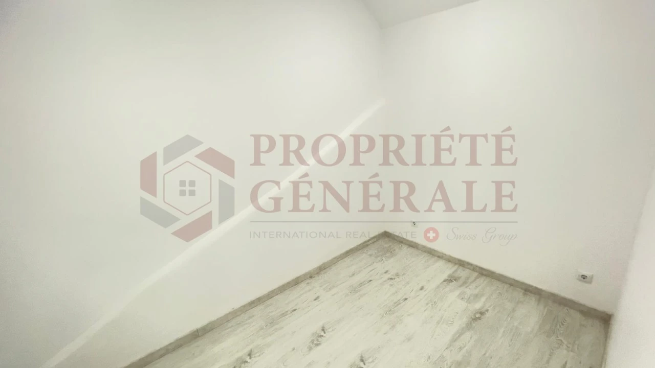 Moradia T9 para Venda em Ajuda Foto 22