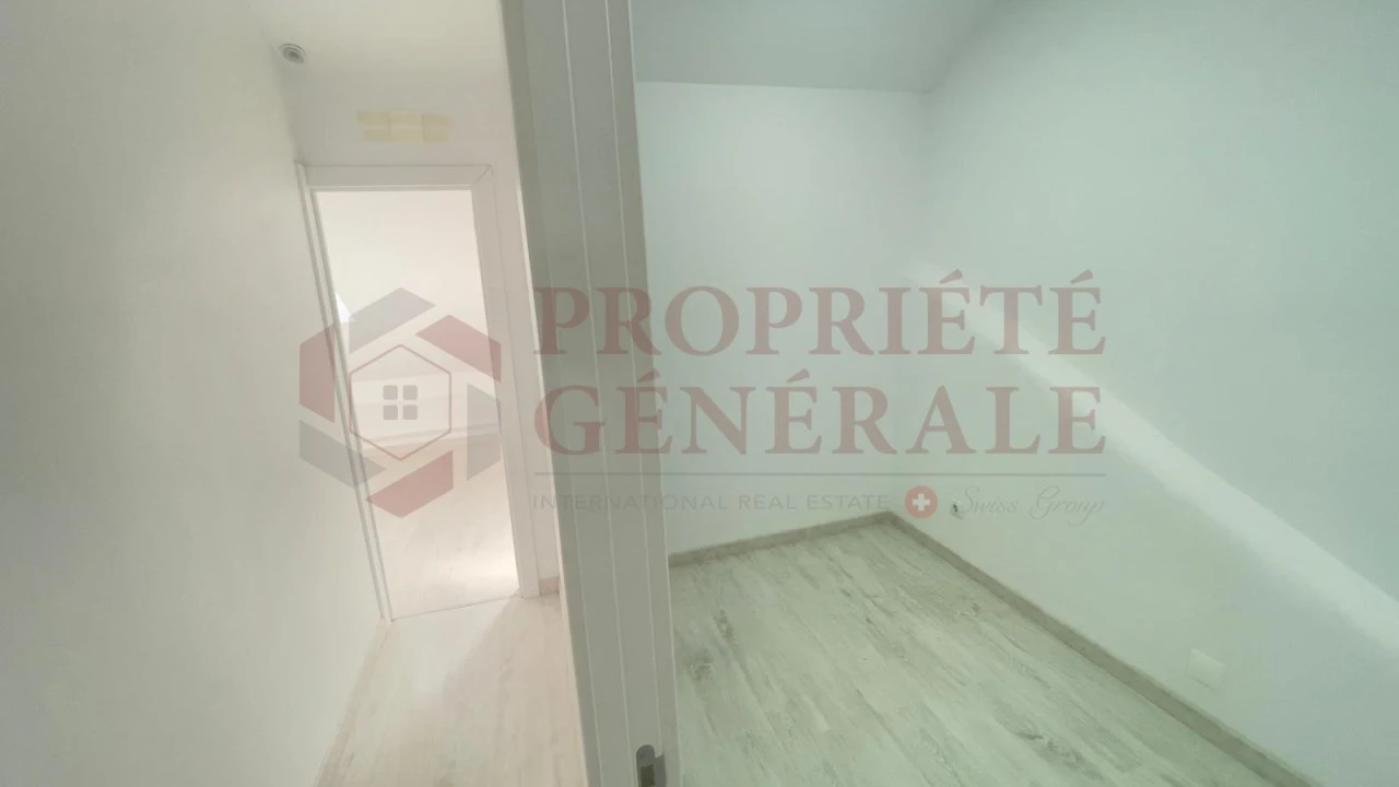 Moradia T9 para Venda em Ajuda Foto 23