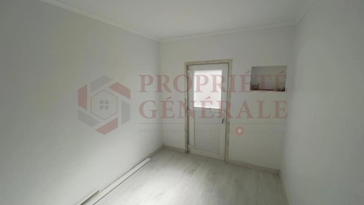 Moradia T9 para Venda em Ajuda Foto 26