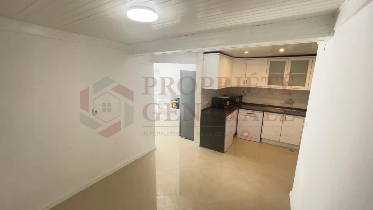 Moradia T9 para Venda em Ajuda Foto 2