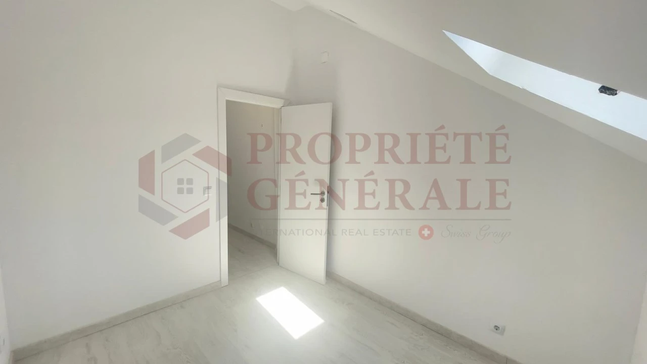 Moradia T9 para Venda em Ajuda Foto 34