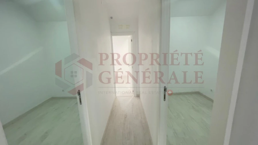 Moradia T9 para Venda em Ajuda Foto 14