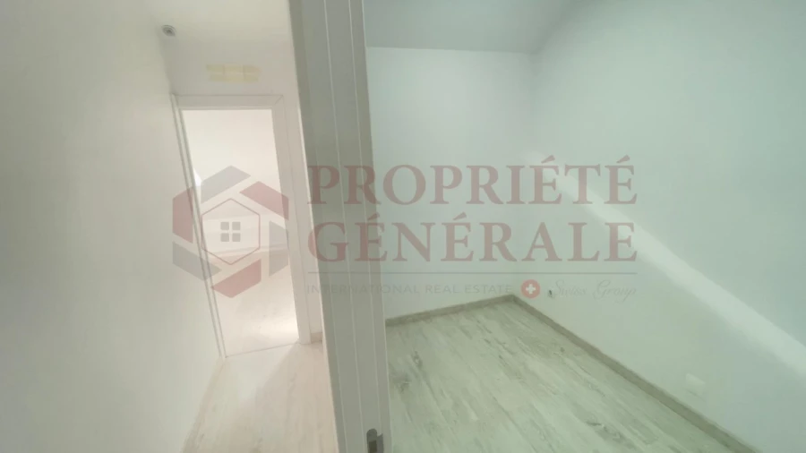 Moradia T9 para Venda em Ajuda Foto 23