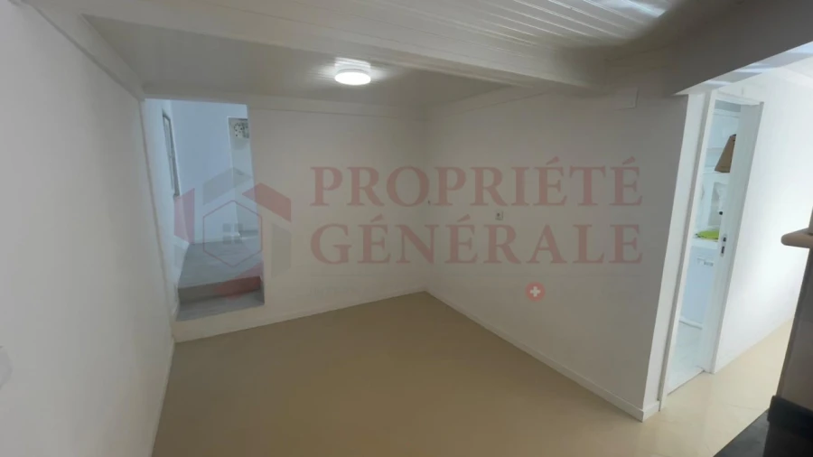 Moradia T9 para Venda em Ajuda Foto 29