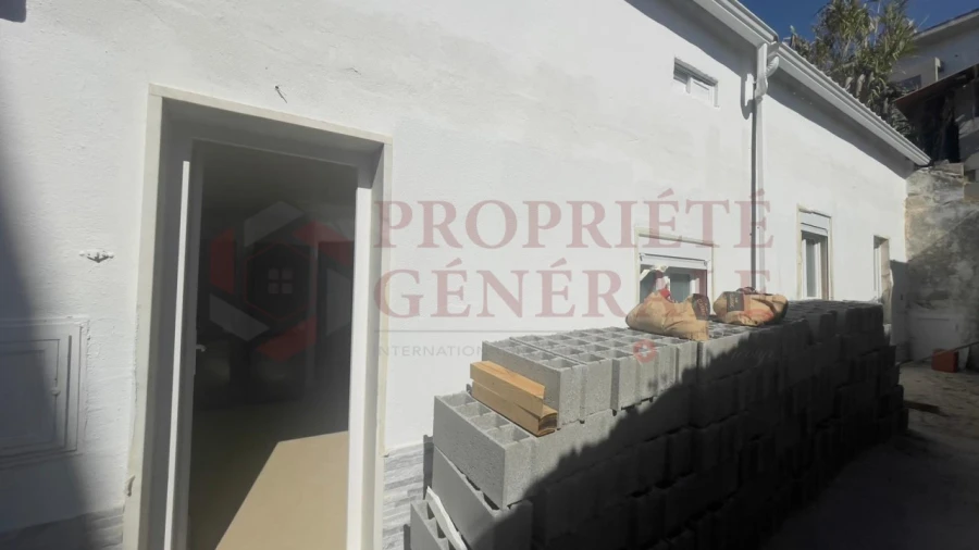 Moradia T9 para Venda em Ajuda Foto 30