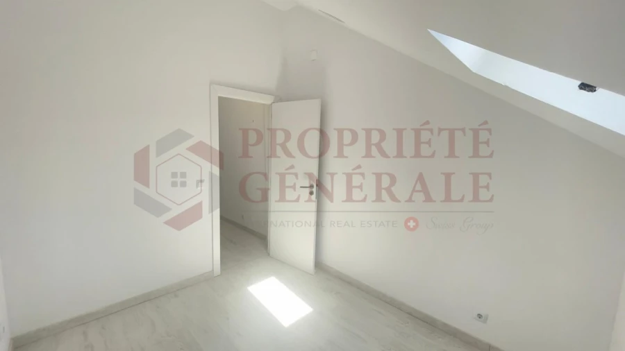 Moradia T9 para Venda em Ajuda Foto 34