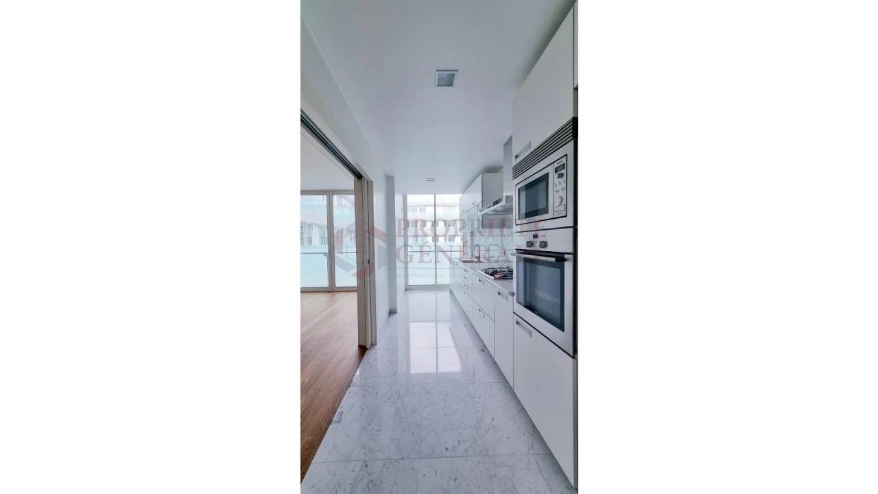 Apartamento T4 para Venda em Funchal (Se) Foto 7