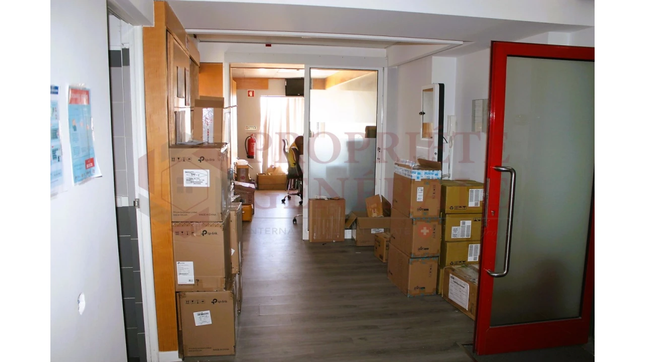Escritório para Venda em Faro (Sé e São Pedro) Foto 11