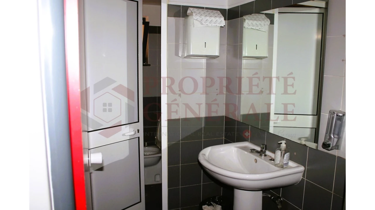 Escritório para Venda em Faro (Sé e São Pedro) Foto 36