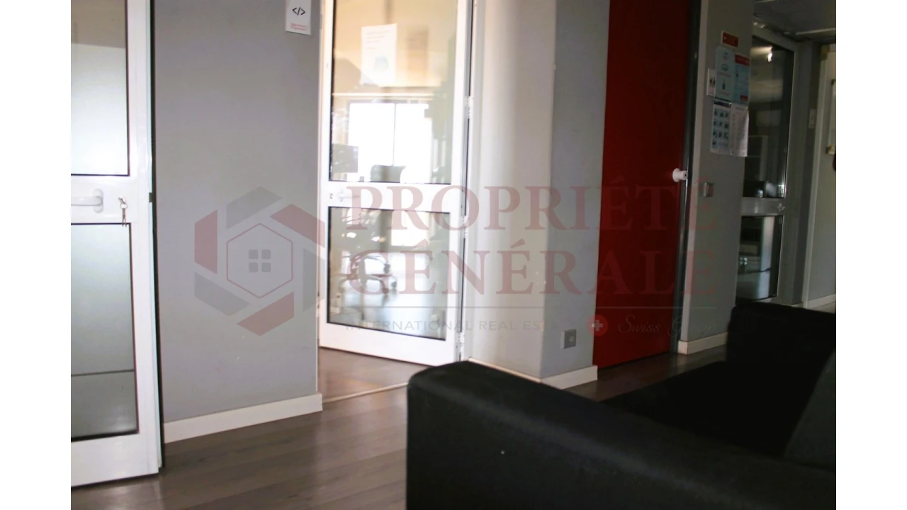 Escritório para Venda em Faro (Sé e São Pedro) Foto 46