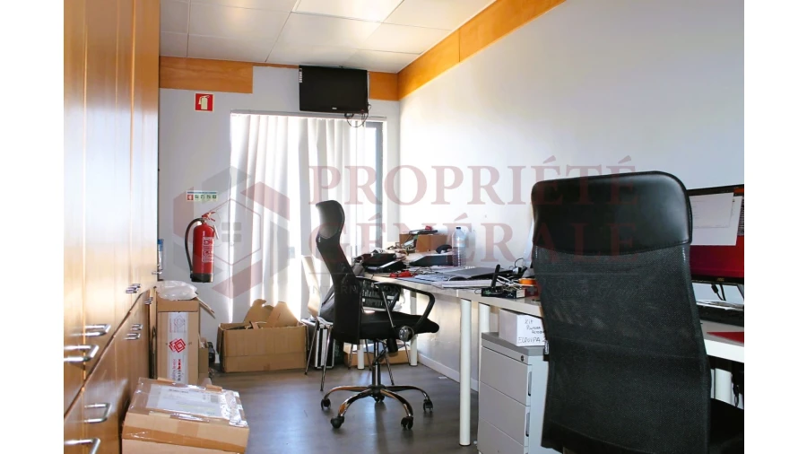 Escritório para Venda em Faro (Sé e São Pedro) Foto 21