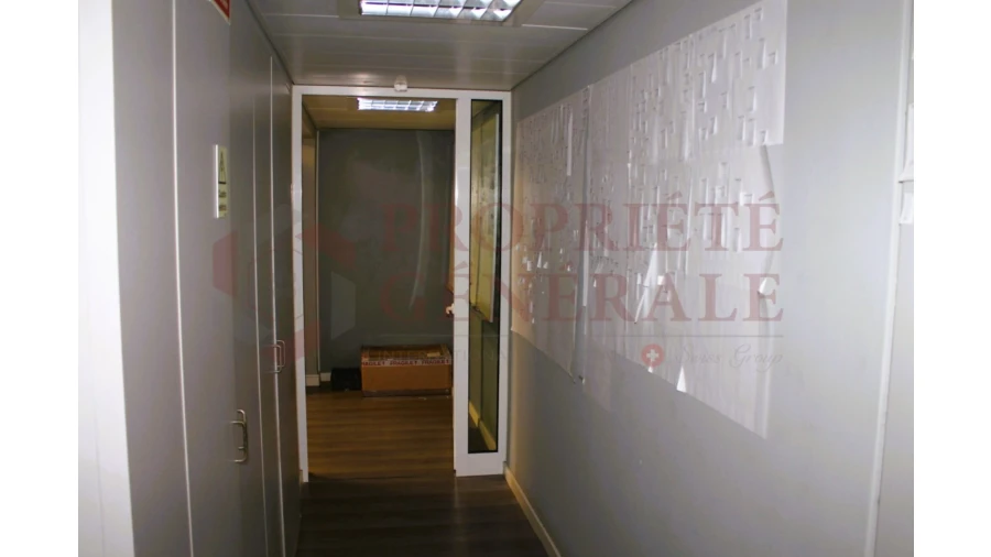 Escritório para Venda em Faro (Sé e São Pedro) Foto 24