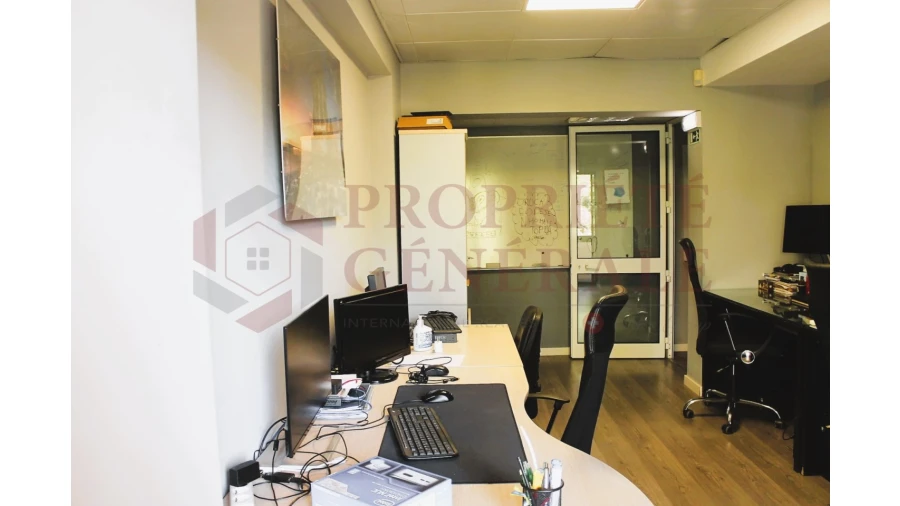 Escritório para Venda em Faro (Sé e São Pedro) Foto 27