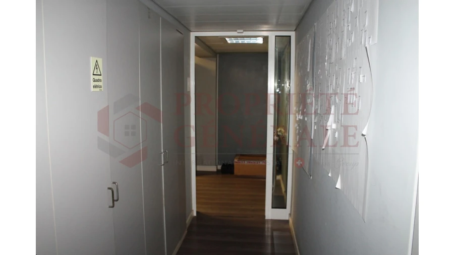 Escritório para Venda em Faro (Sé e São Pedro) Foto 30