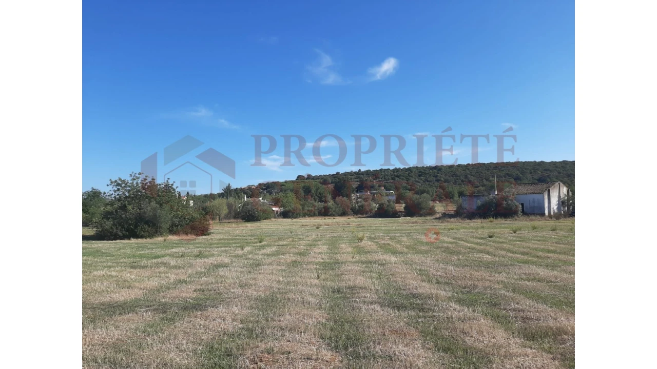 Terreno para Venda em Moncarapacho e Fuseta Foto 1