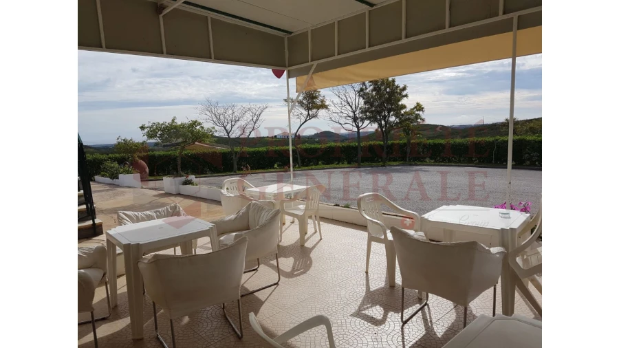 Moradia T3 para Venda em Tavira (Santa Maria e Santiago) Foto 4