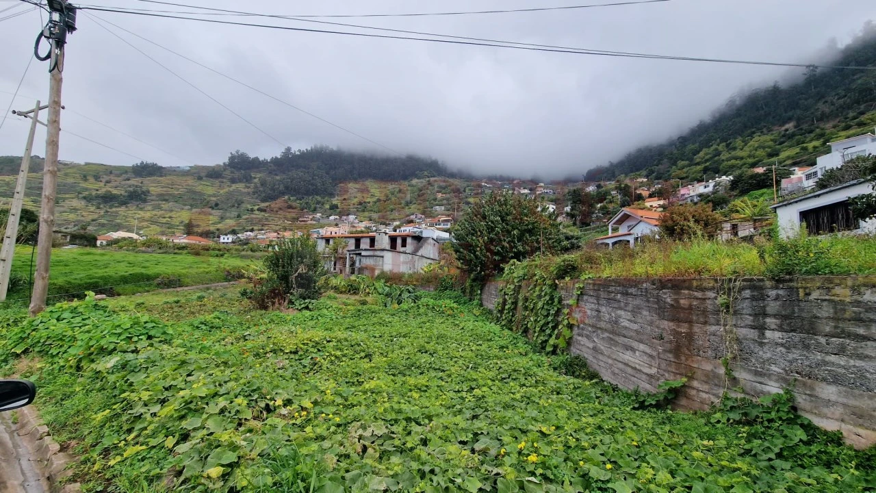 Moradia T2 para Venda em Estreito da Calheta Foto 4