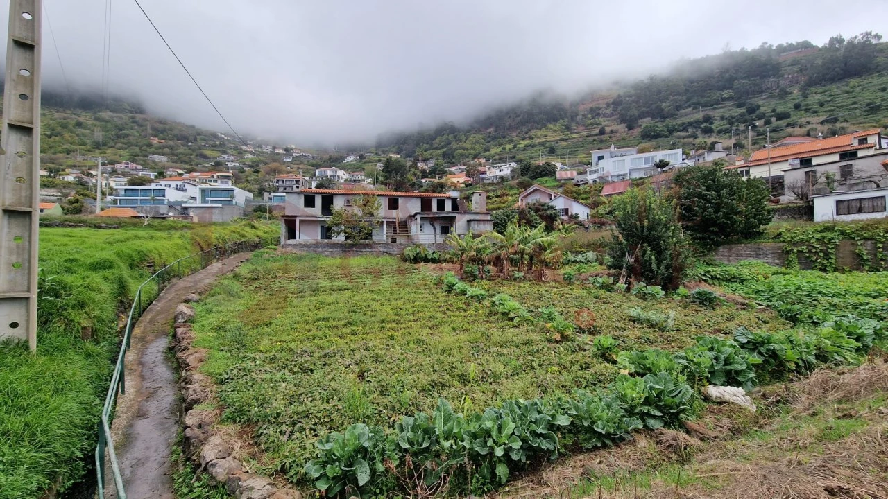 Moradia T2 para Venda em Estreito da Calheta Foto 6