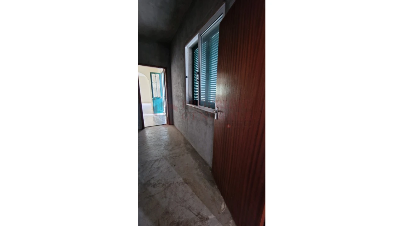 Moradia T2 para Venda em Estreito da Calheta Foto 15