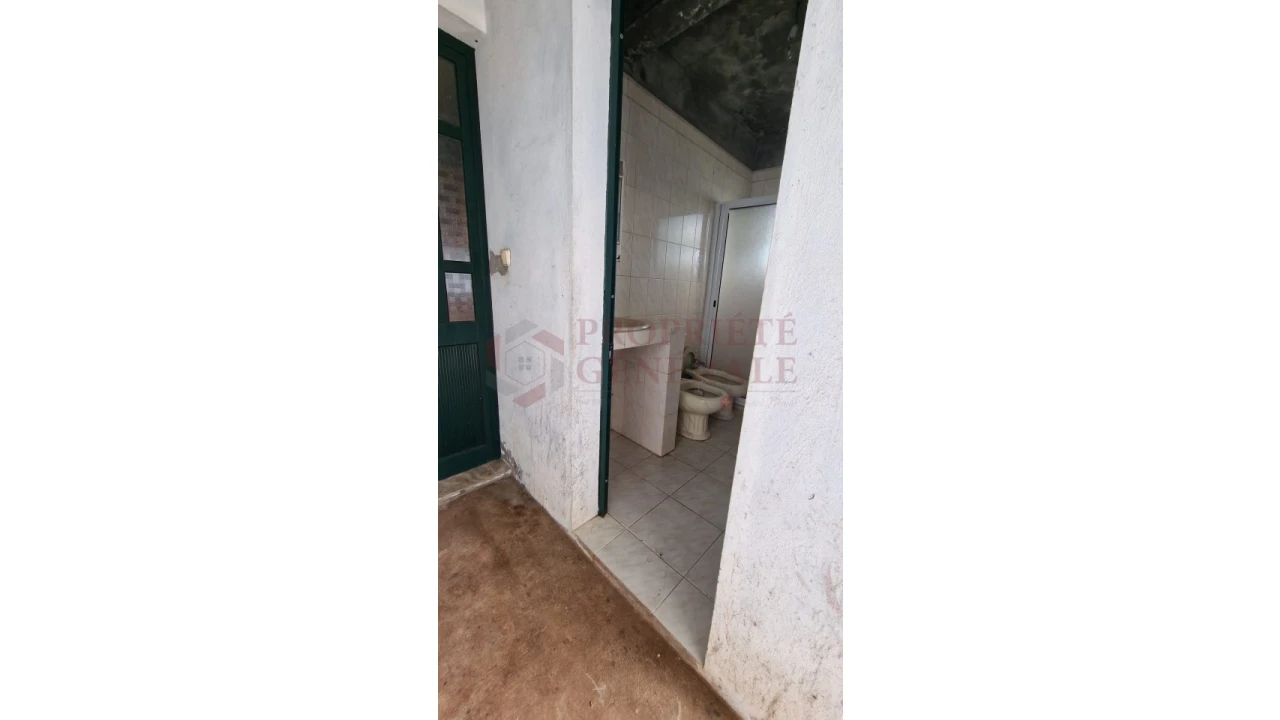 Moradia T2 para Venda em Estreito da Calheta Foto 21