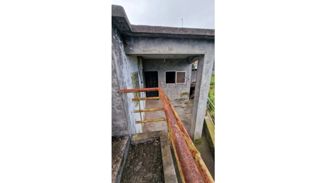 Moradia T2 para Venda em Estreito da Calheta Foto 29