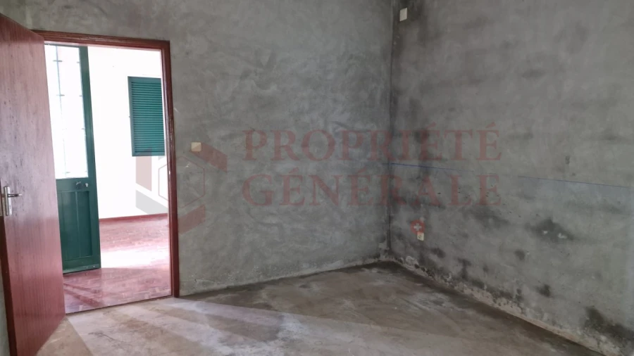 Moradia T2 para Venda em Estreito da Calheta Foto 16