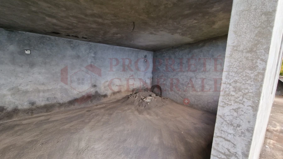 Moradia T2 para Venda em Estreito da Calheta Foto 27