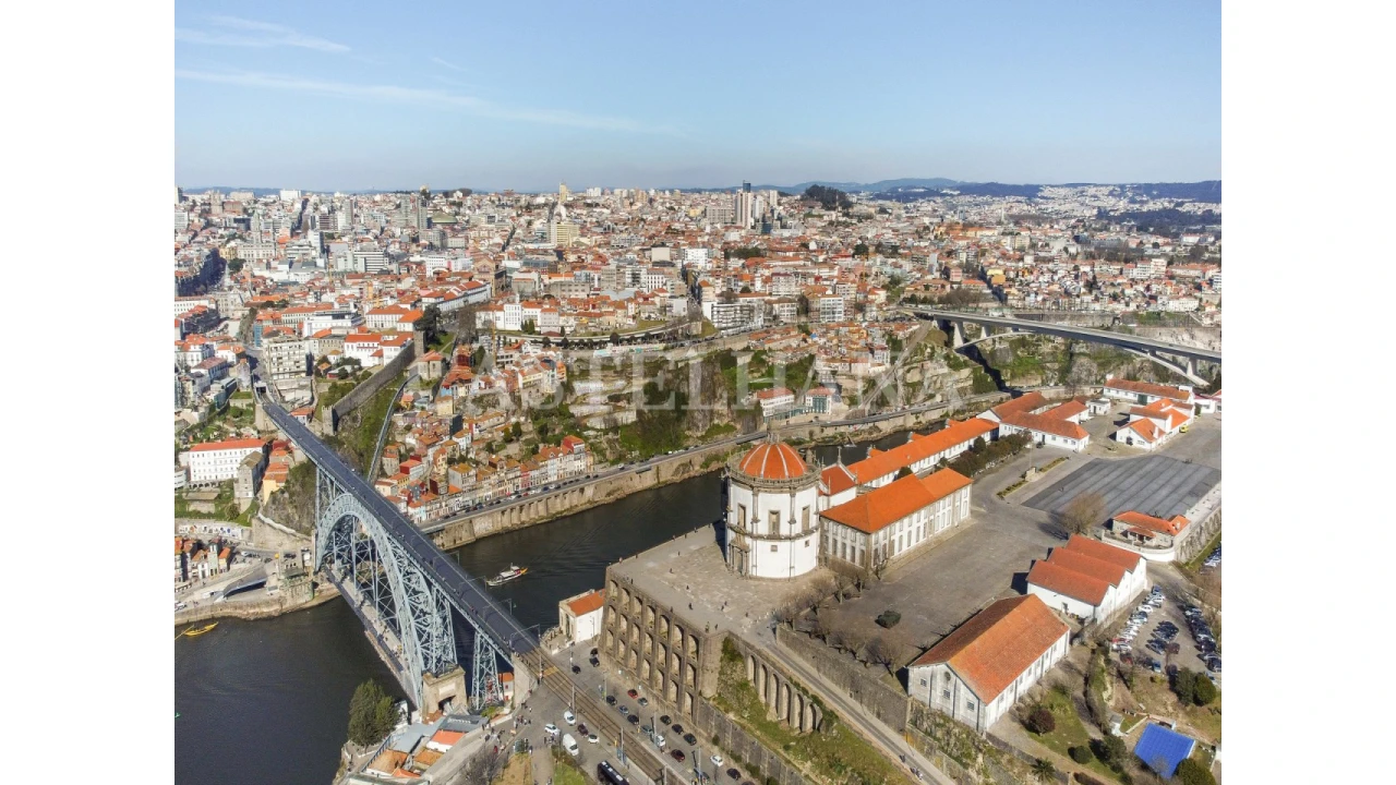 Apartamento T2 para Venda em Paranhos Foto 14