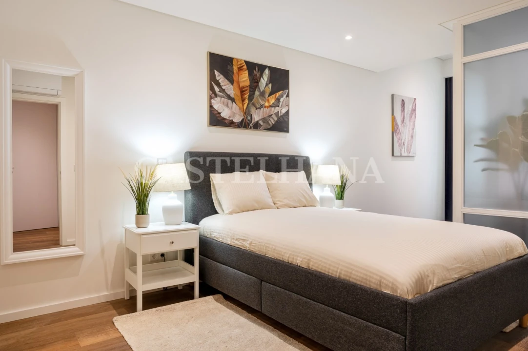 Apartamento T2 para Venda em Cedofeita, Santo Ildefonso, Sé, Miragaia, São Nicolau e Vitória Foto 2
