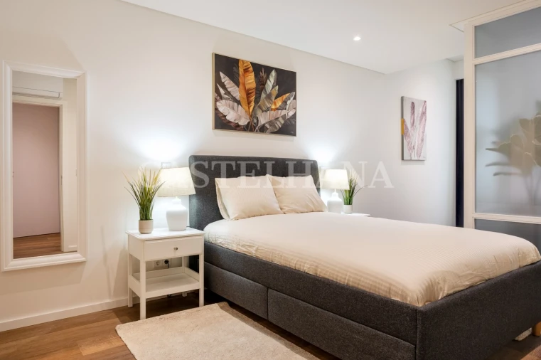 Apartamento T2 para Venda em Cedofeita, Santo Ildefonso, Sé, Miragaia, São Nicolau e Vitória Foto 2