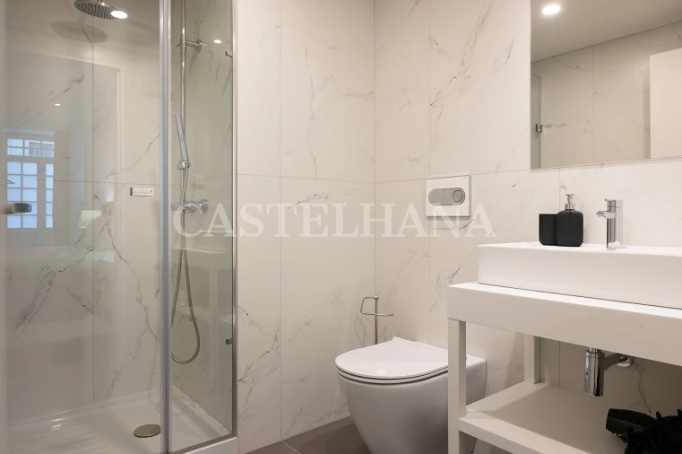 Apartamento T2 para Venda em Cedofeita, Santo Ildefonso, Sé, Miragaia, São Nicolau e Vitória Foto 10