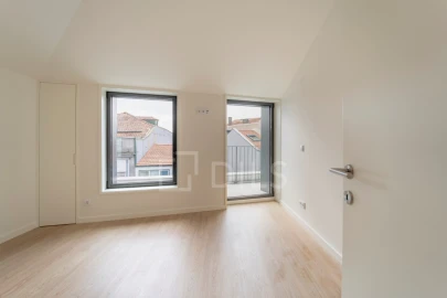 Apartamento T2 para Venda em Lordelo do Ouro e Massarelos