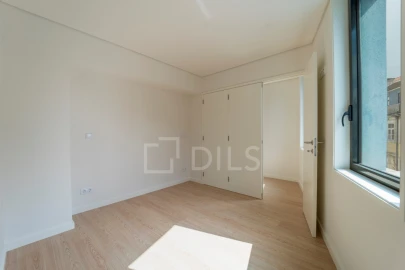 Apartamento T2 para Venda em Lordelo do Ouro e Massarelos