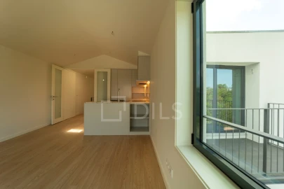 Apartamento T2 para Venda em Lordelo do Ouro e Massarelos