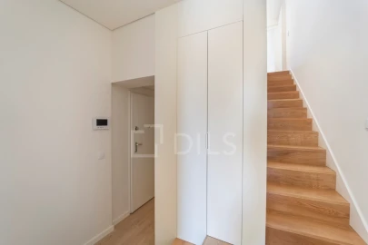 Apartamento T2 para Venda em Lordelo do Ouro e Massarelos
