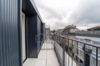 Apartamento T2 para Venda em Lordelo do Ouro e Massarelos