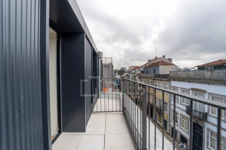 Apartamento T2 para Venda em Lordelo do Ouro e Massarelos Foto 24