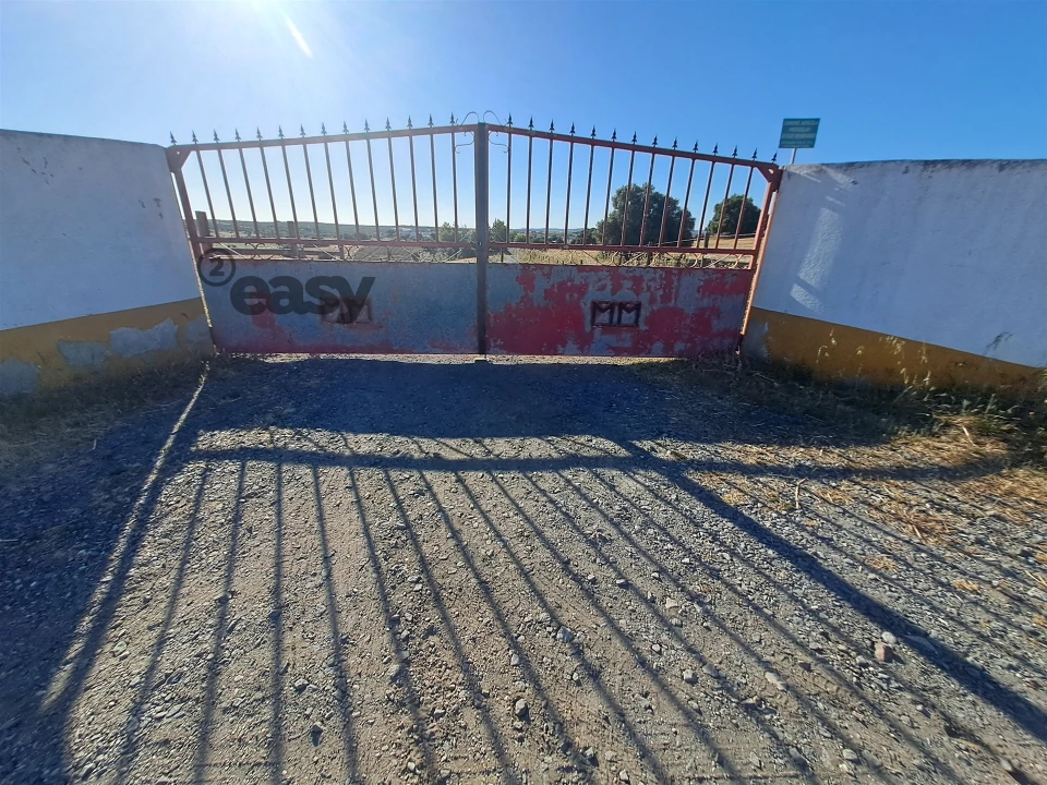 Quinta T1 para Venda em Selmes Foto 39