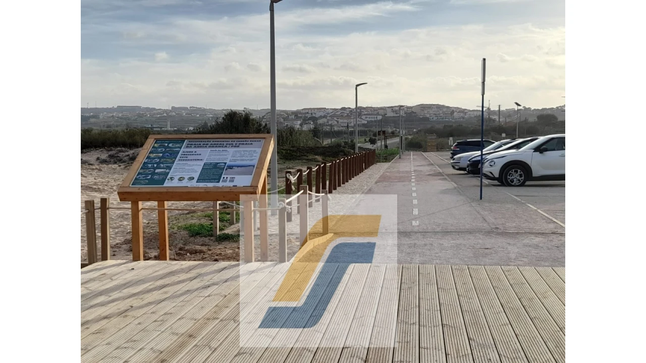 Terreno para Venda em Lourinhã e Atalaia Foto 15