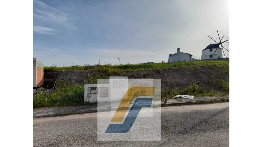 Terreno para Venda em Lourinhã e Atalaia Foto 12