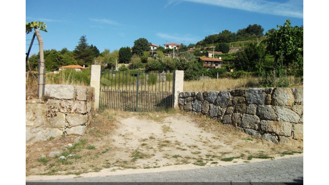 Terreno Agricola ou Rústico para Venda em Gestaço Foto 2