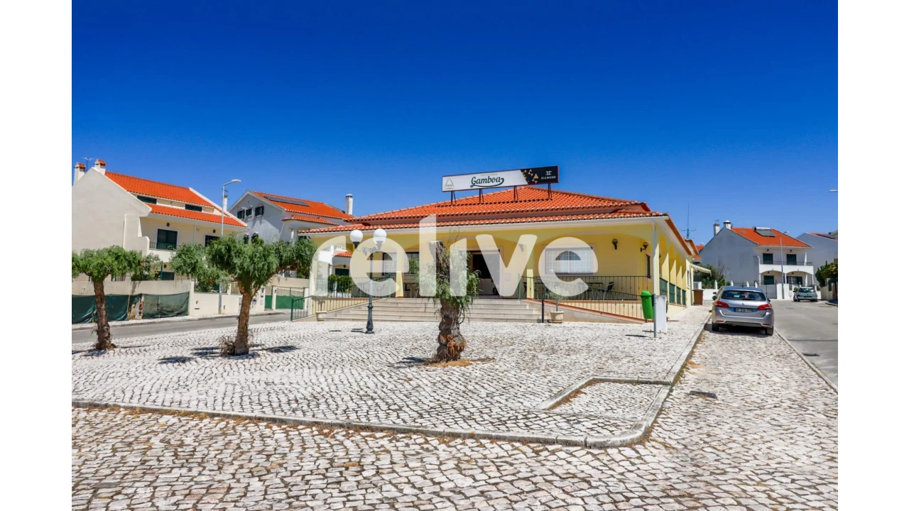 Loja para Venda em Carregado e Cadafais Foto 40