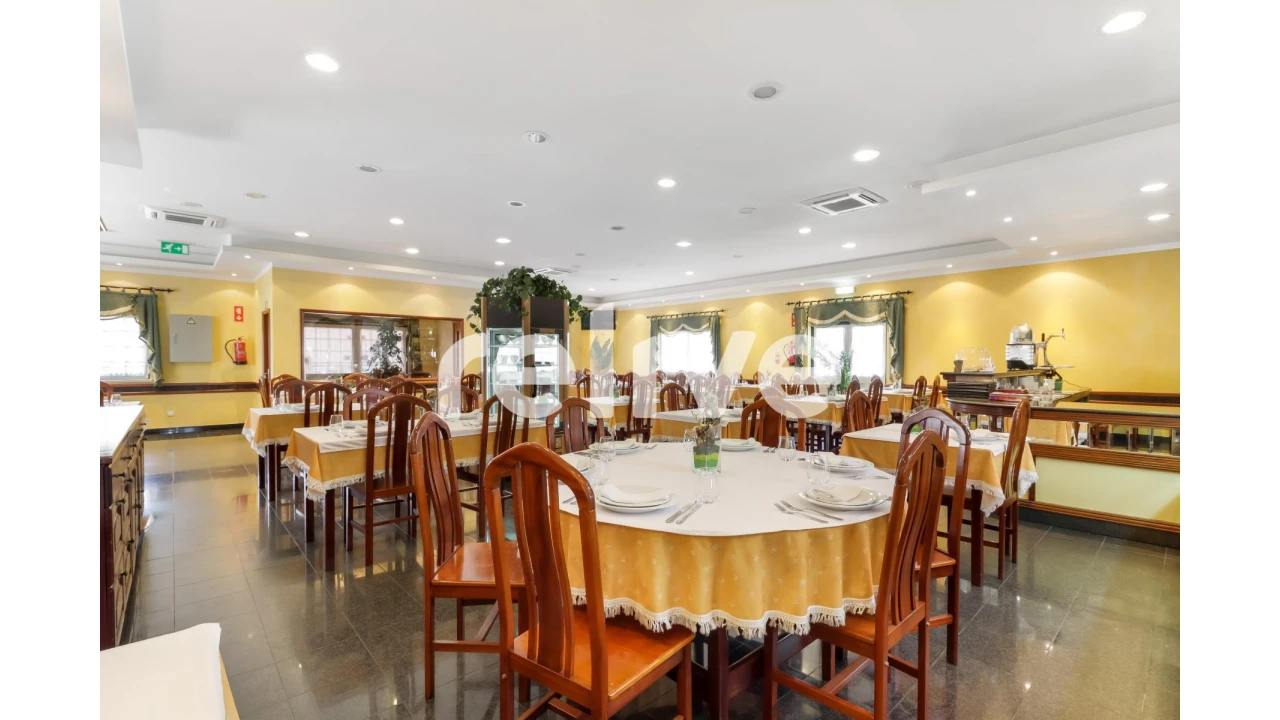 Loja para Venda em Carregado e Cadafais Foto 18