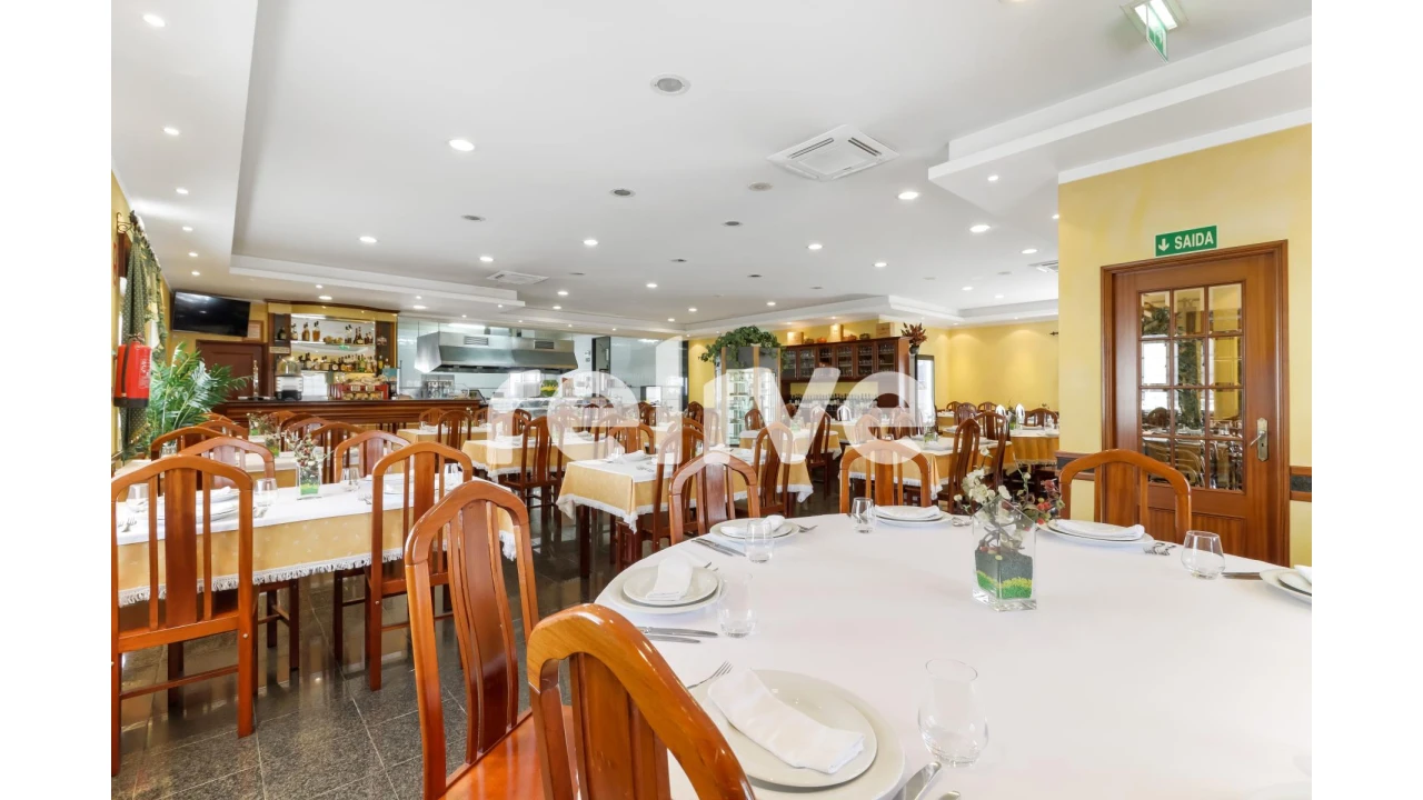 Loja para Venda em Carregado e Cadafais Foto 14