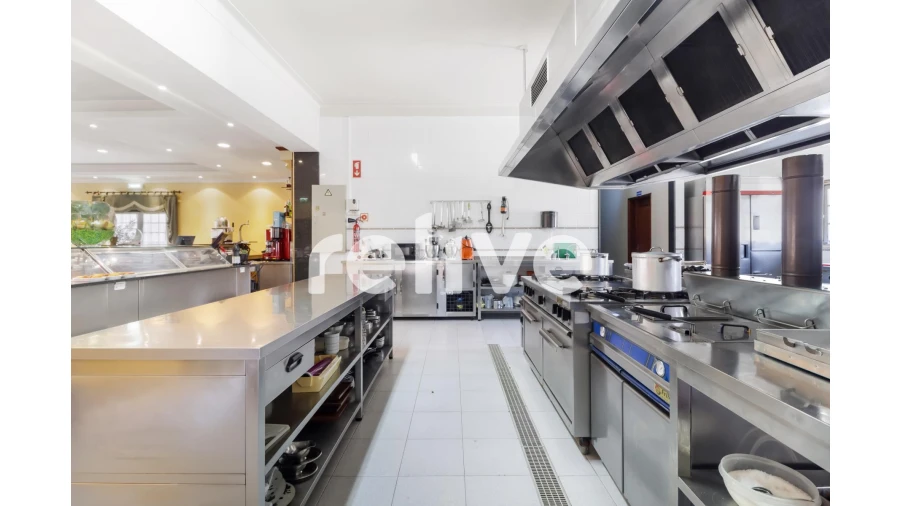 Loja para Venda em Carregado e Cadafais Foto 31