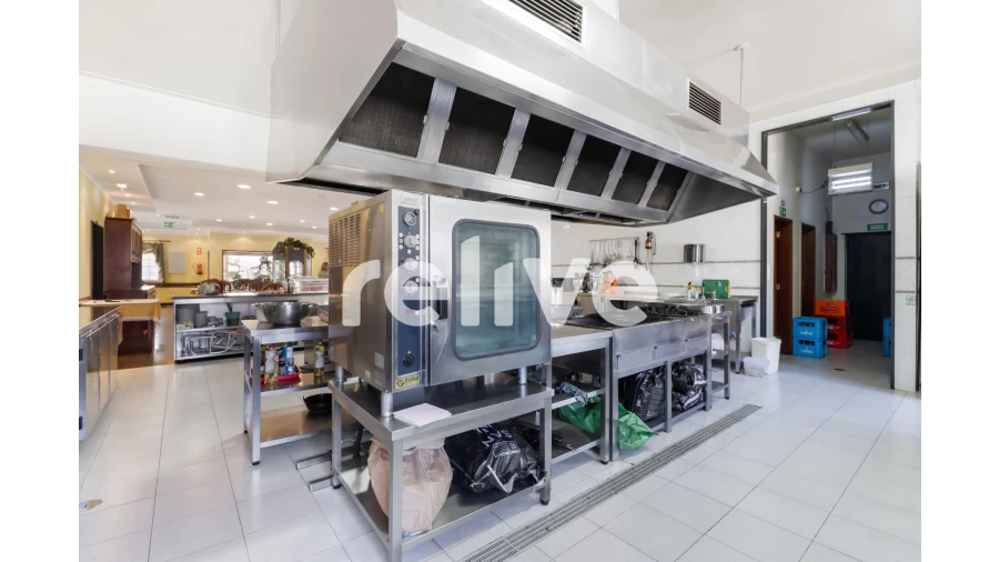 Loja para Venda em Carregado e Cadafais Foto 33