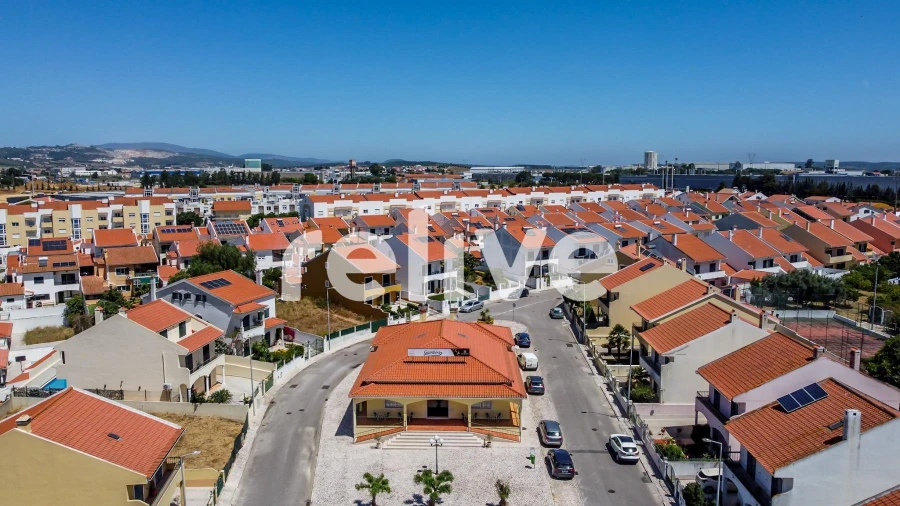 Loja para Venda em Carregado e Cadafais Foto 39