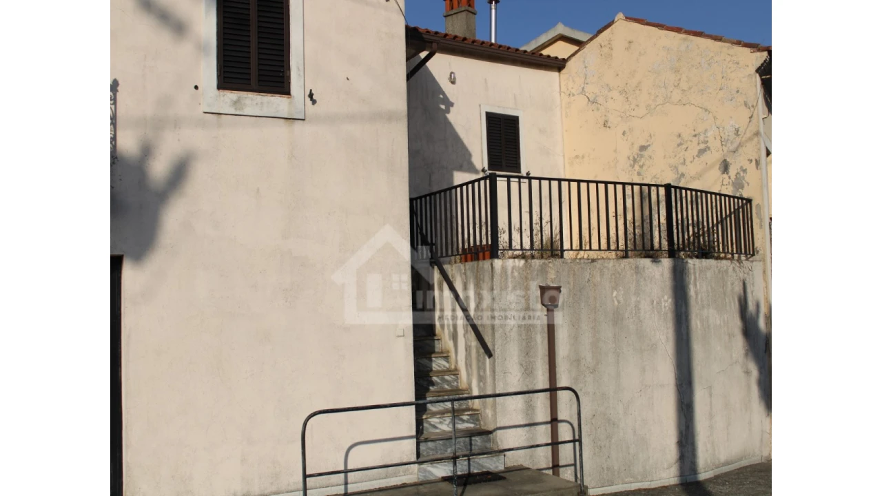 Moradia T3 para Venda em Pessegueiro Foto 28